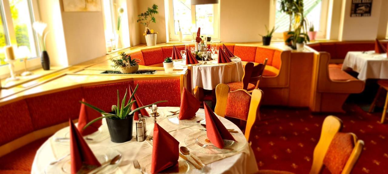 Landhotel Weisses Roess'L Adorf Dış mekan fotoğraf