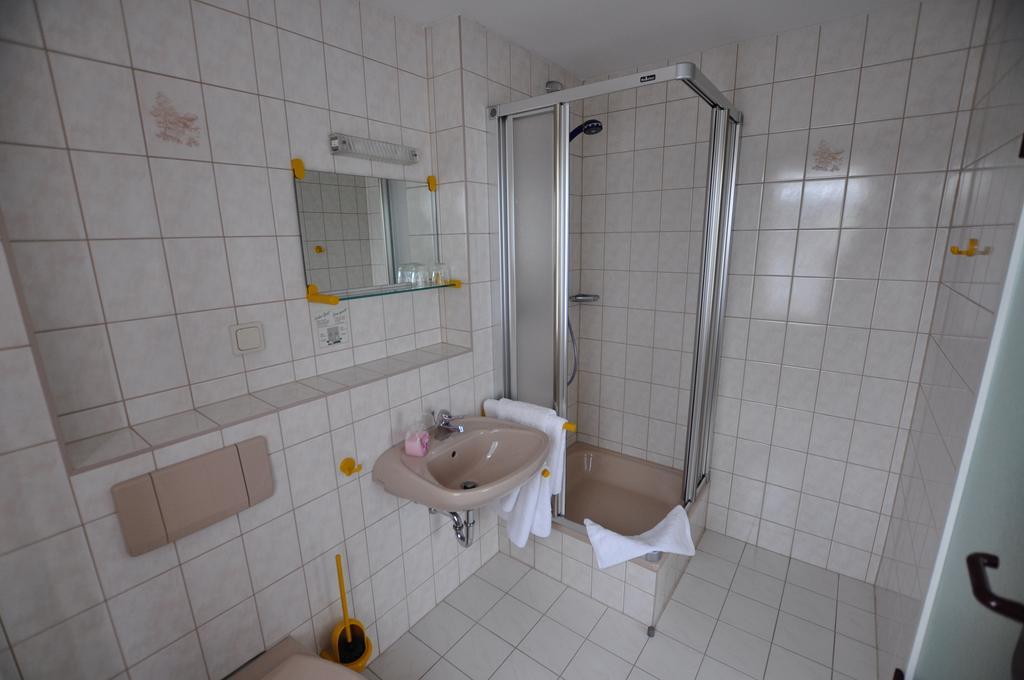 Landhotel Weisses Roess'L Adorf Dış mekan fotoğraf